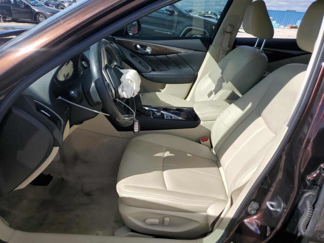 2018 INFINITI Q50 LUXE - Фото 7
