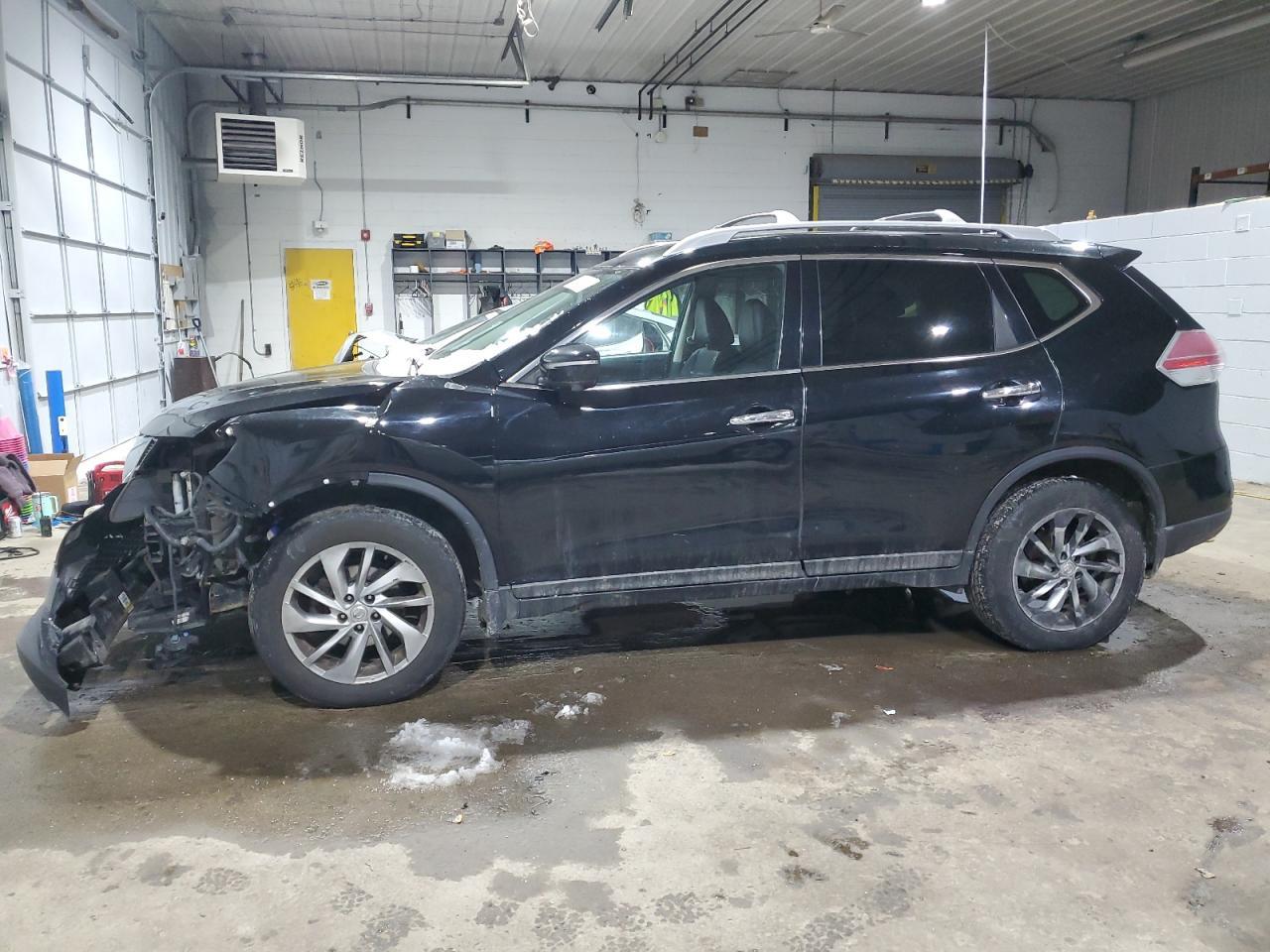2014 NISSAN ROGUE S
