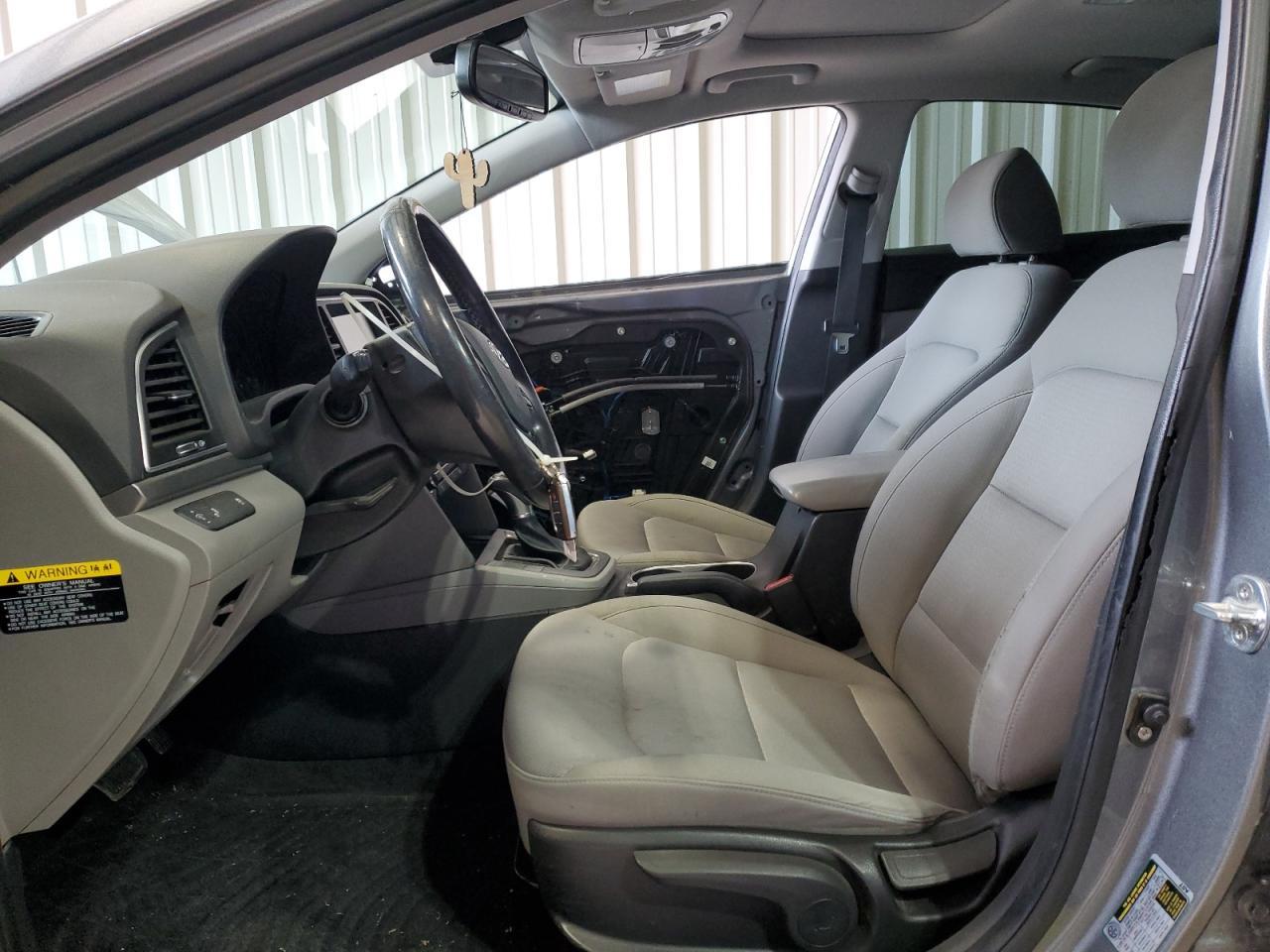 2018 HYUNDAI ELANTRA SE - Image 7