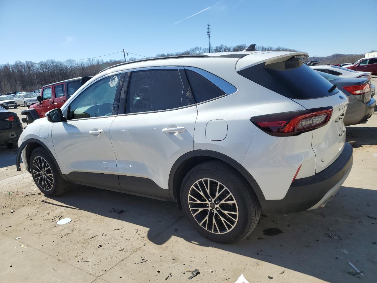 2023 FORD ESCAPE - Image 2