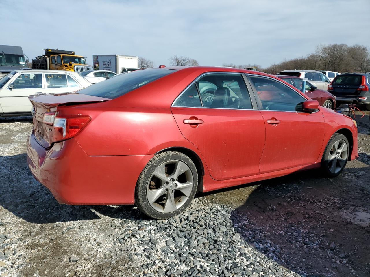 2012 TOYOTA CAMRY SE - Image 3