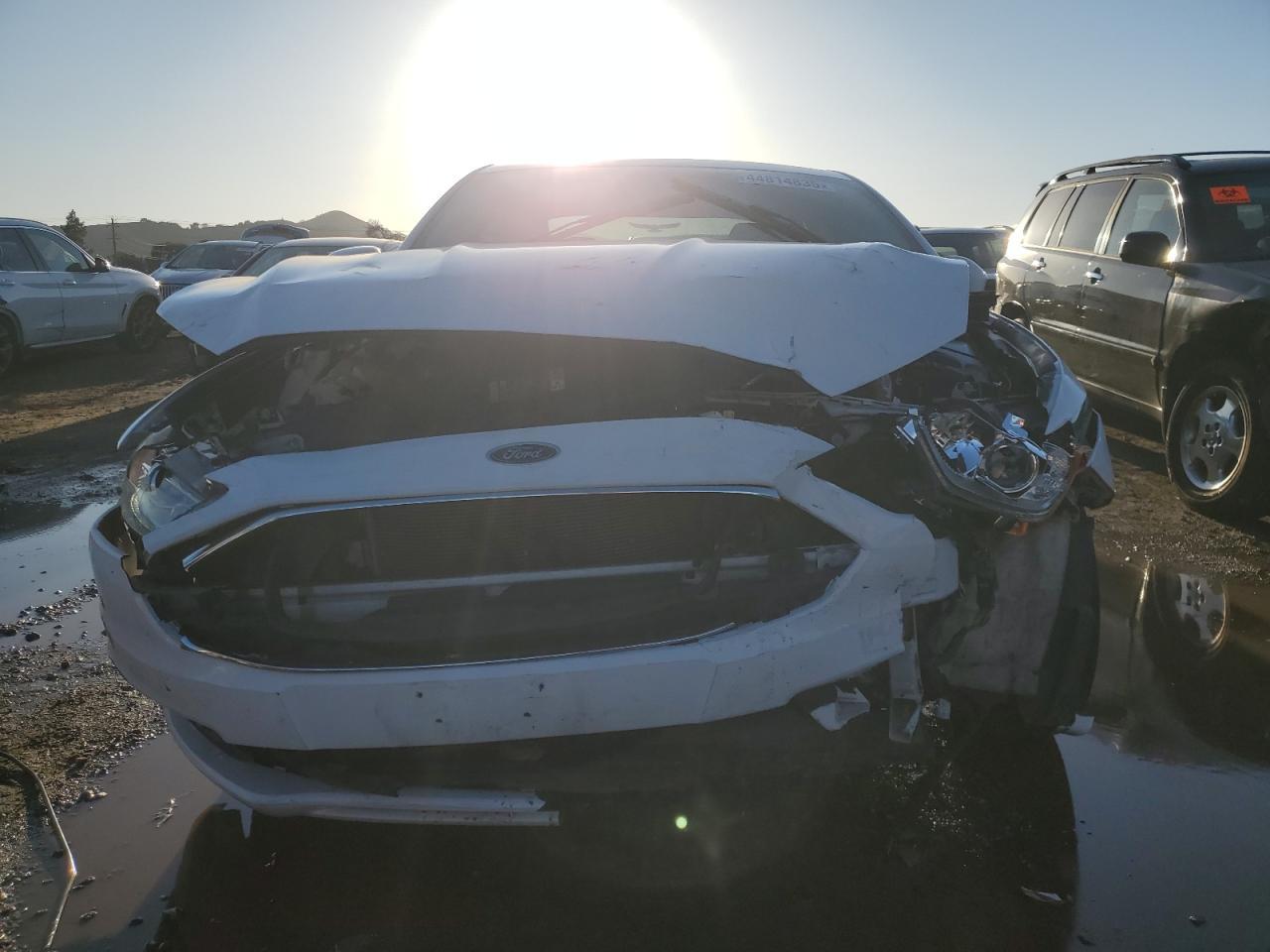 2017 FORD FUSION SE - Image 5