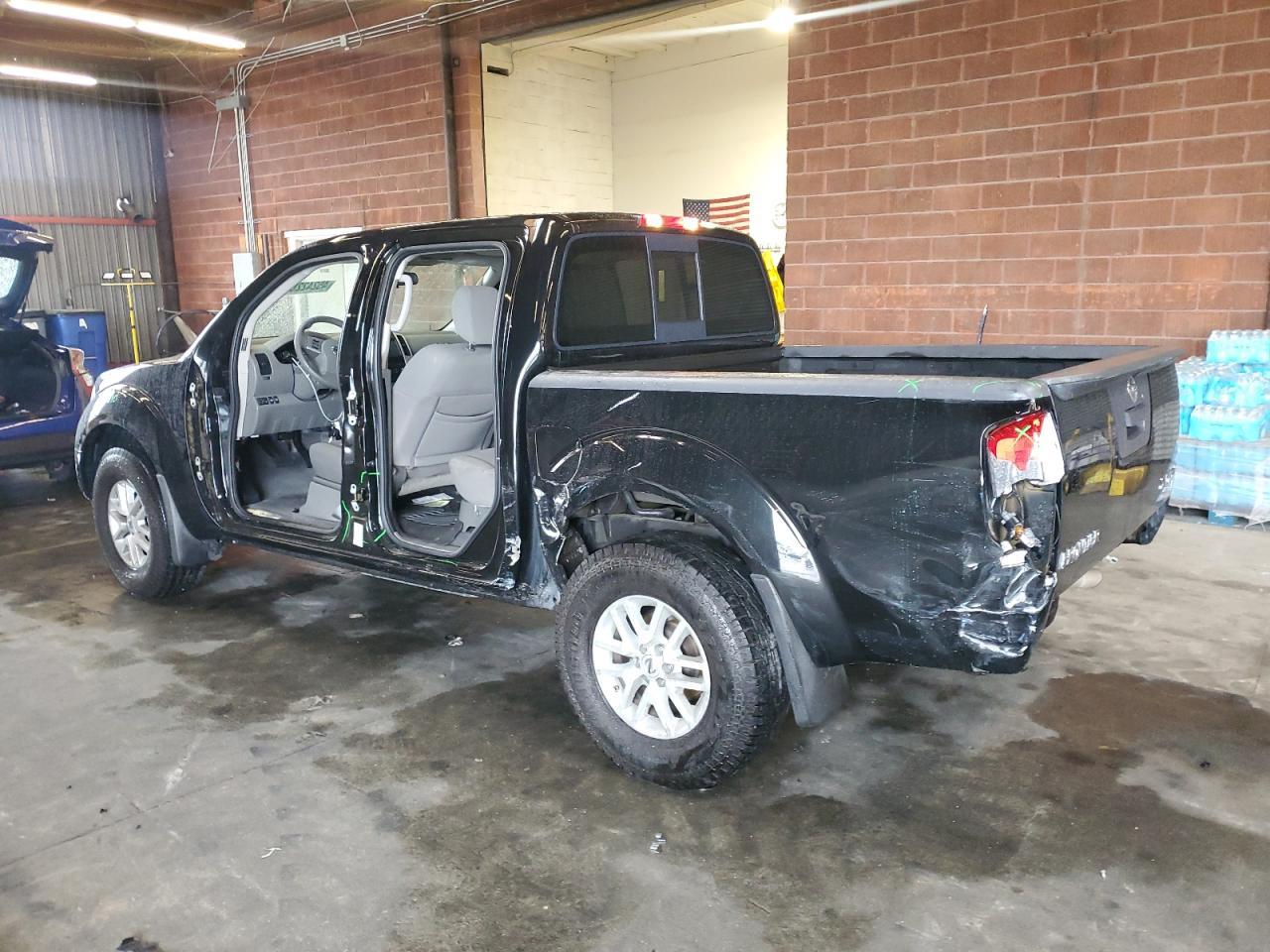 2019 NISSAN FRONTIER S - Фото 2
