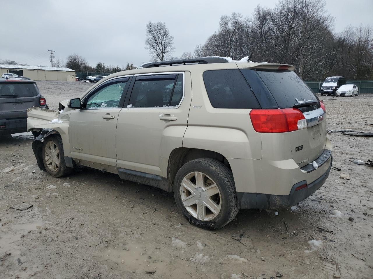 2012 GMC TERRAIN SL - Image 2