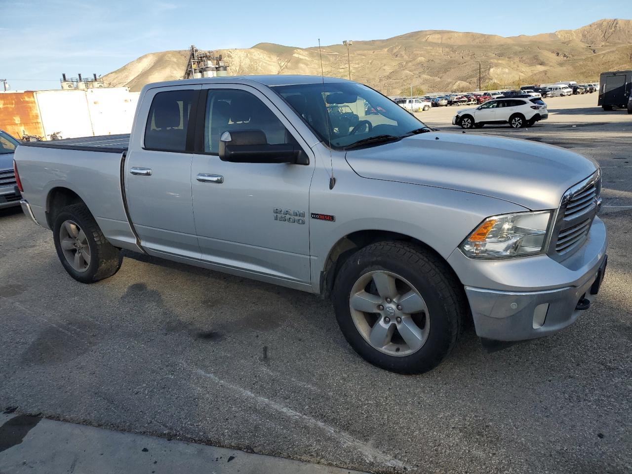 2014 RAM 1500 SLT - Image 4