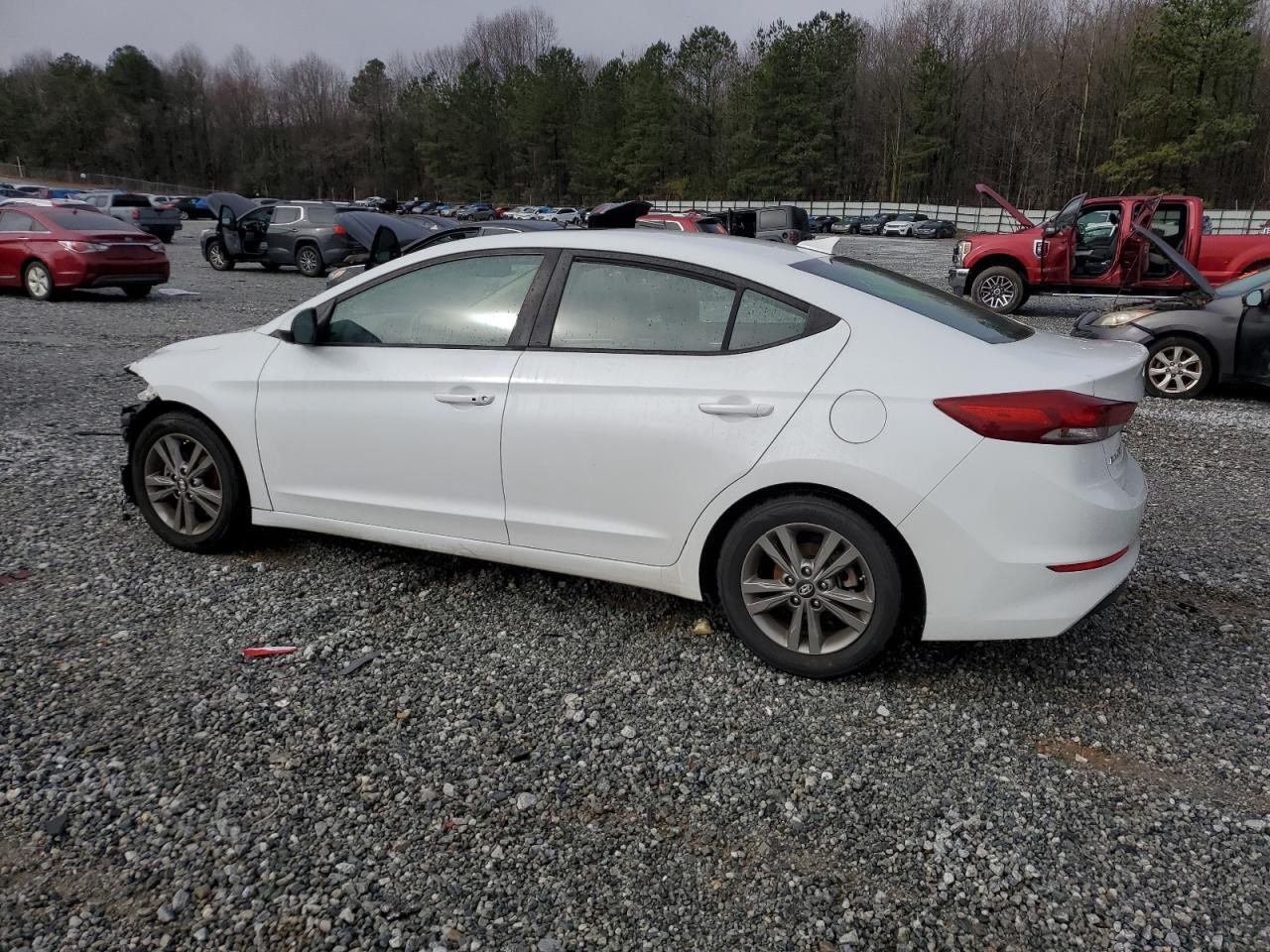 2018 HYUNDAI ELANTRA SE - Фото 2