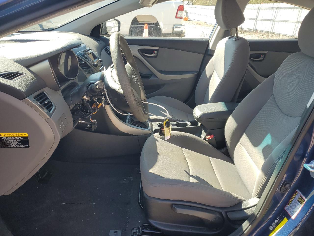 2015 HYUNDAI ELANTRA SE - Фото 7