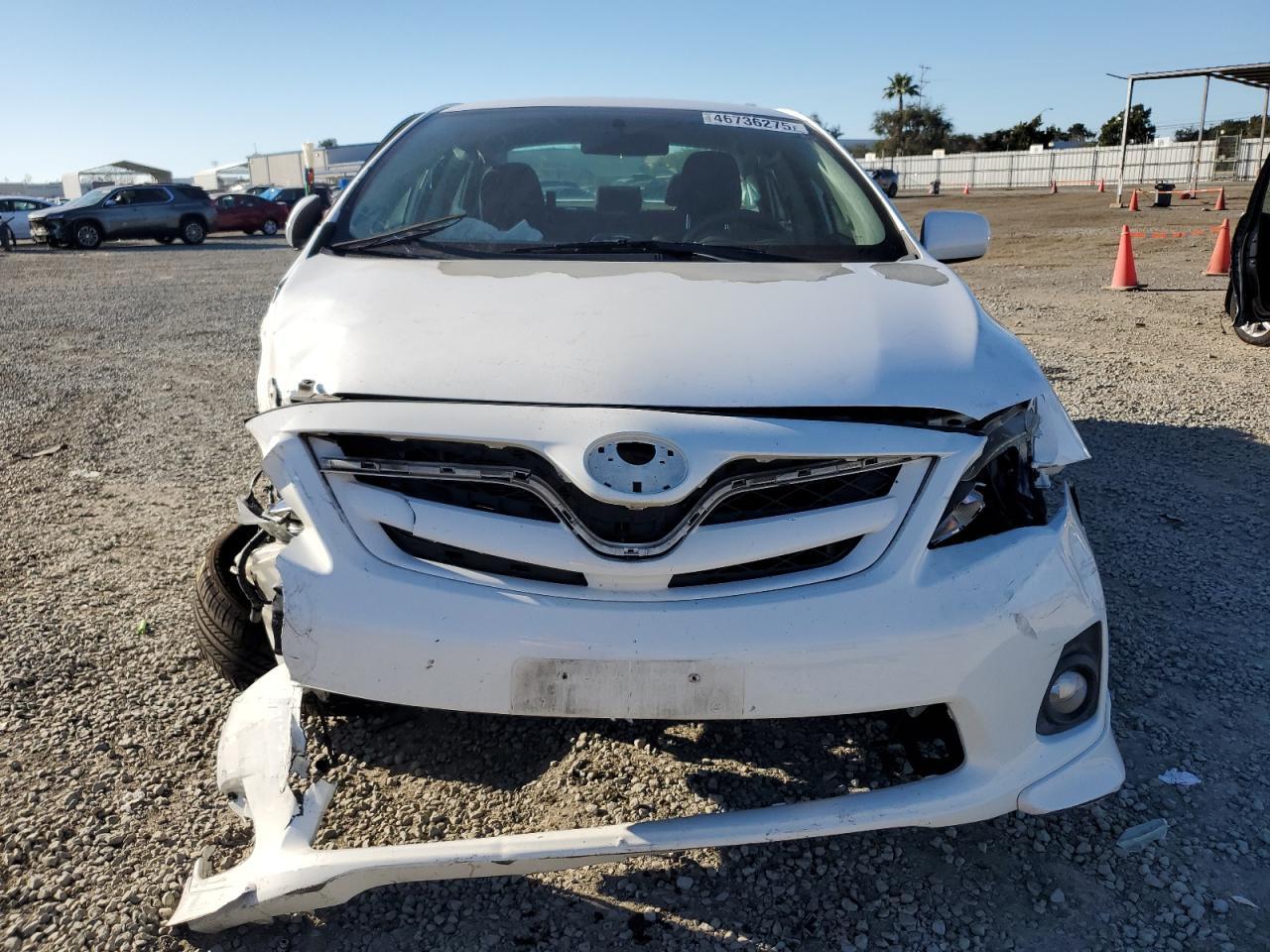 2013 TOYOTA COROLLA BA - Фото 5