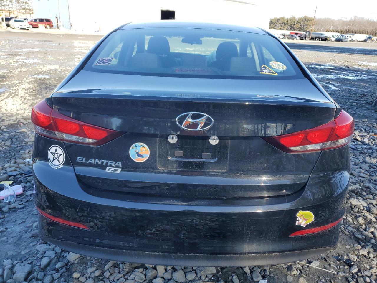 2018 HYUNDAI ELANTRA SE - Фото 6