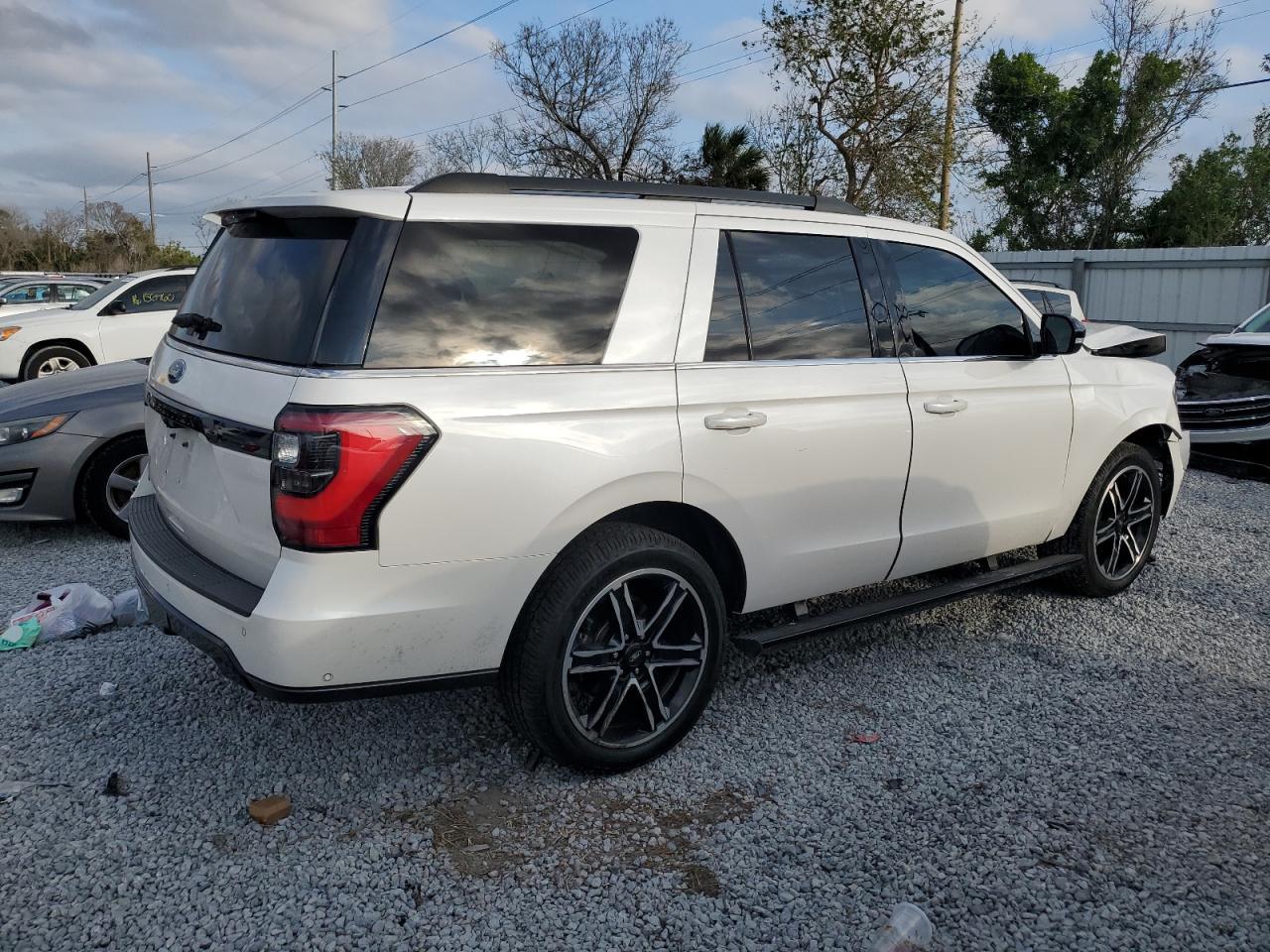 2019 FORD EXPEDITION - Фото 3