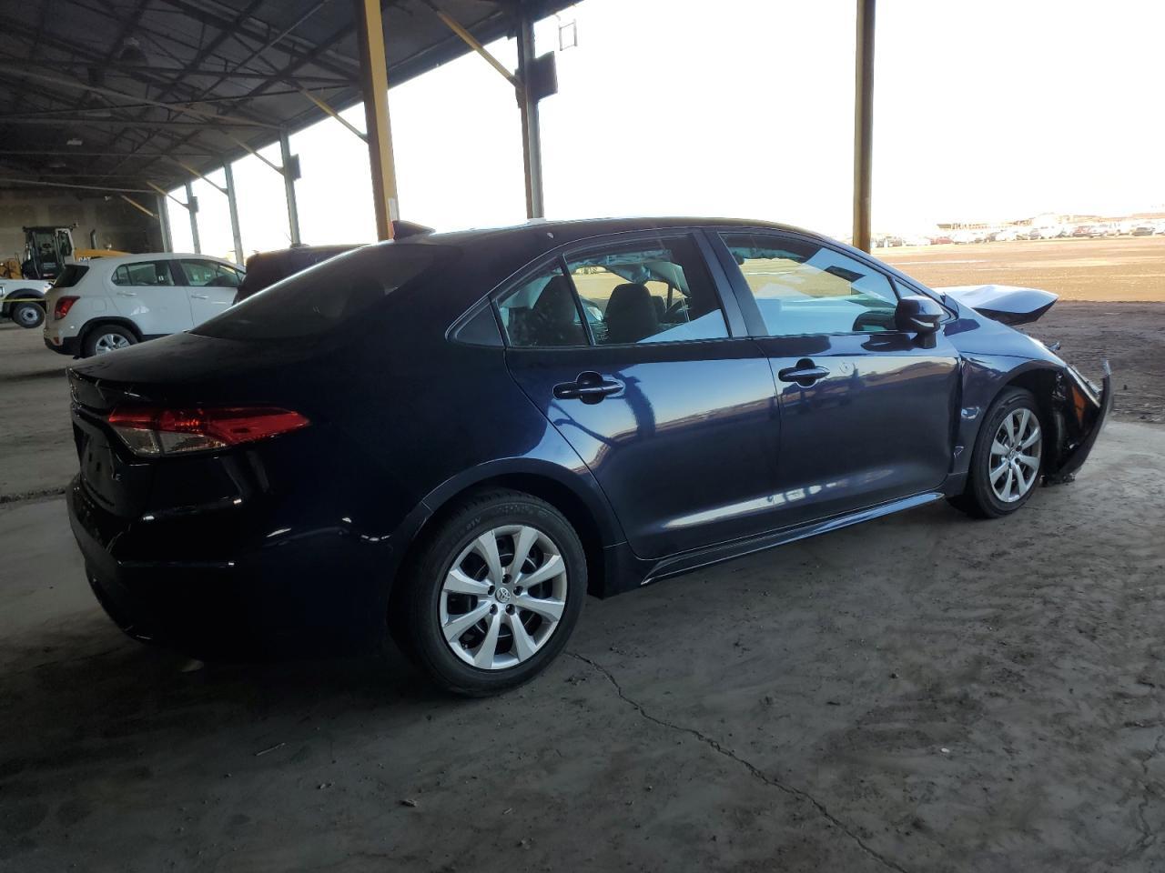 2022 TOYOTA COROLLA LE - Image 3