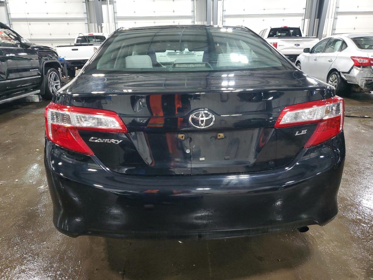 2014 TOYOTA CAMRY L - Image 6
