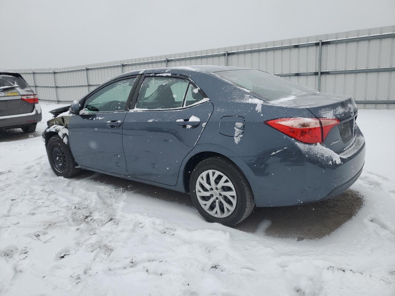 2018 TOYOTA COROLLA L - Фото 2