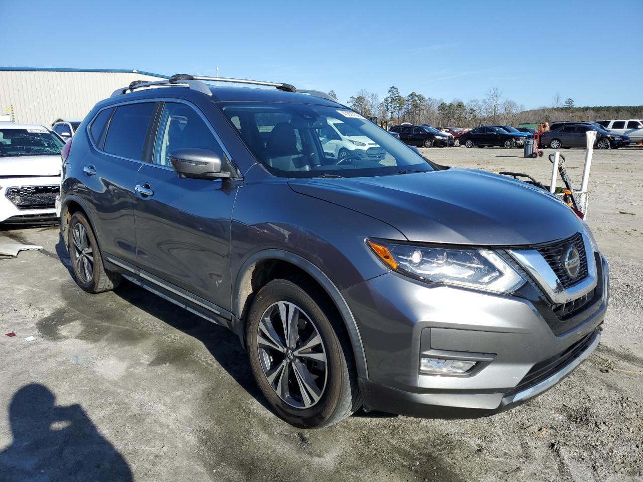 2018 NISSAN ROGUE S - Image 4