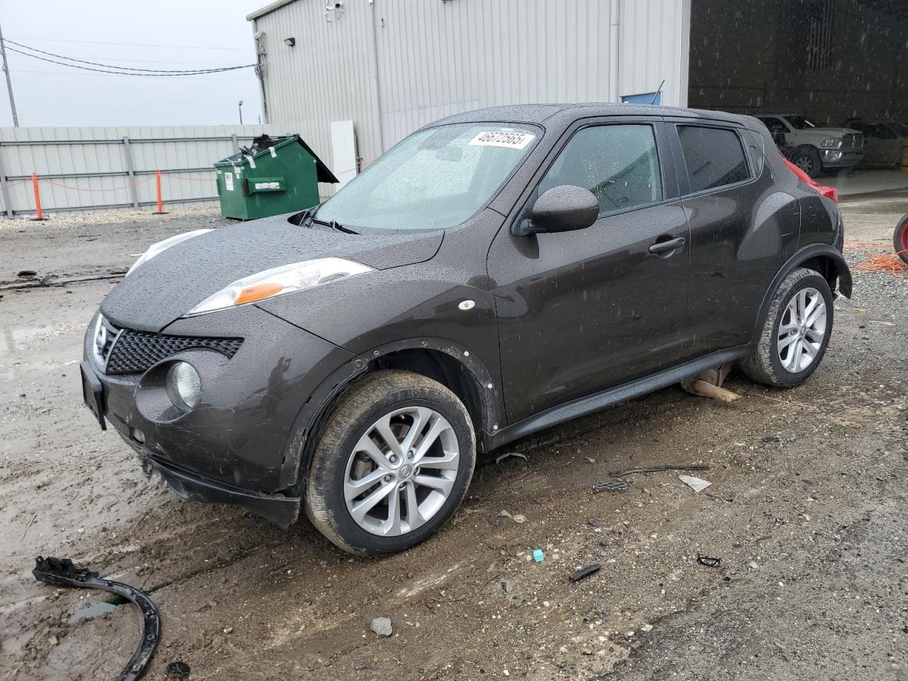 2011 NISSAN JUKE S