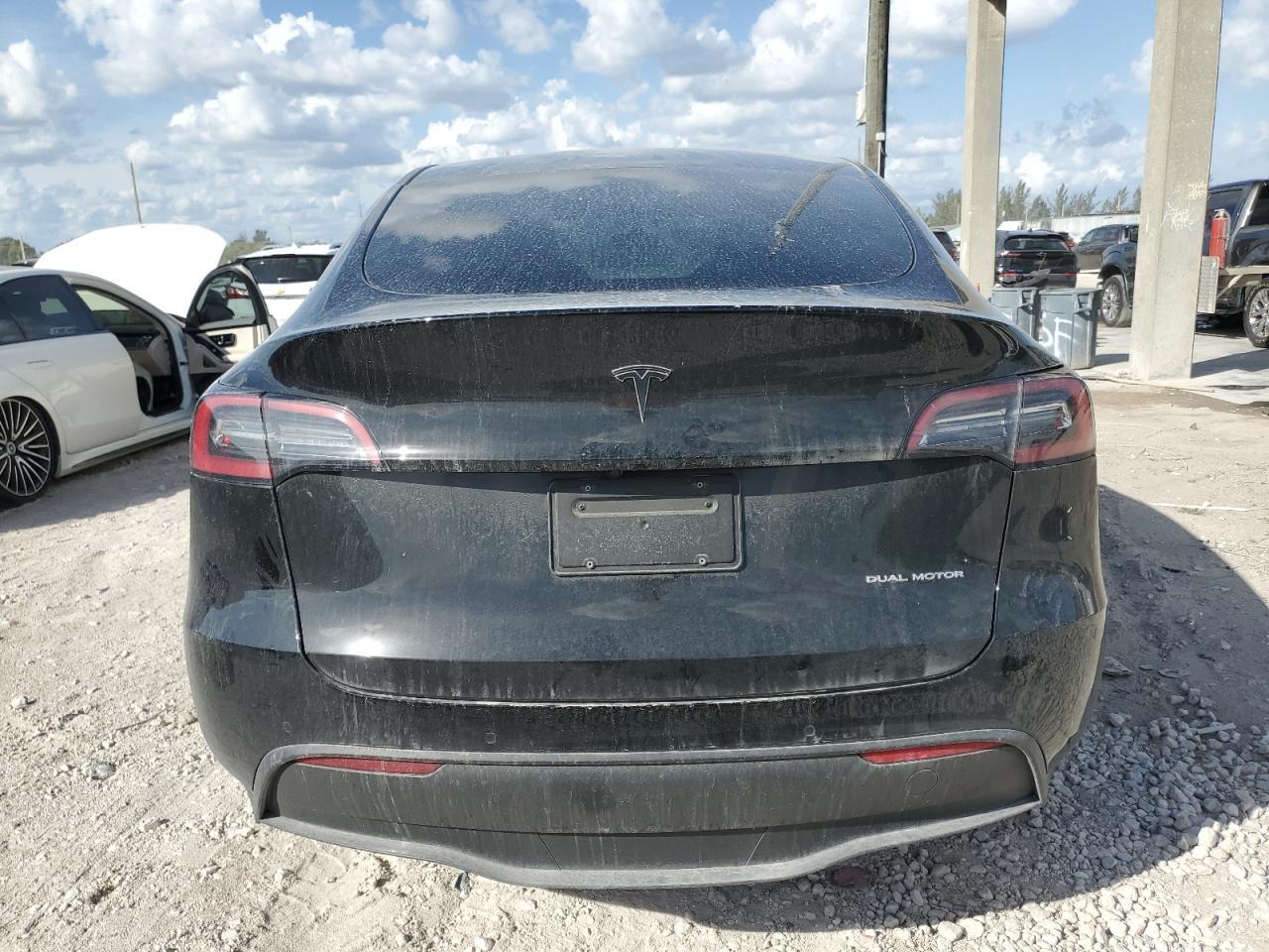 2022 TESLA MODEL Y - Image 6