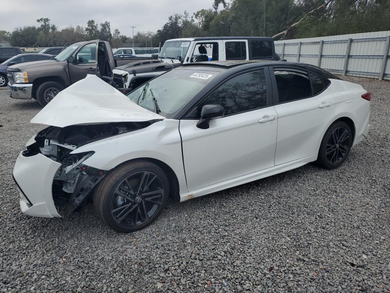 2025 TOYOTA CAMRY XSE
