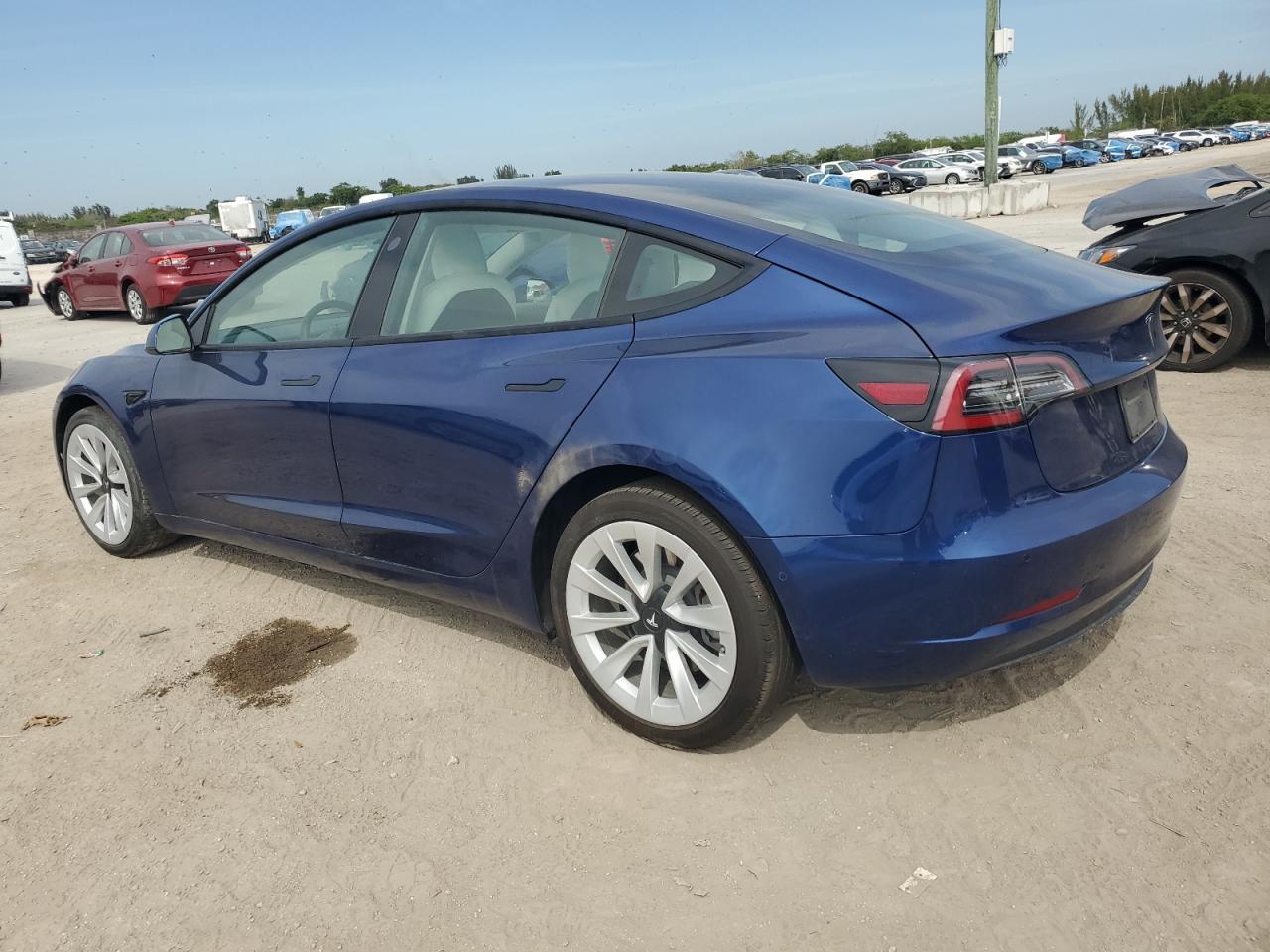 2021 TESLA MODEL 3 - Image 2