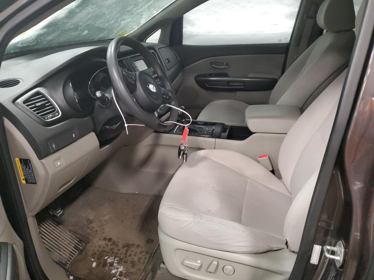 2016 KIA SEDONA LX - Фото 7