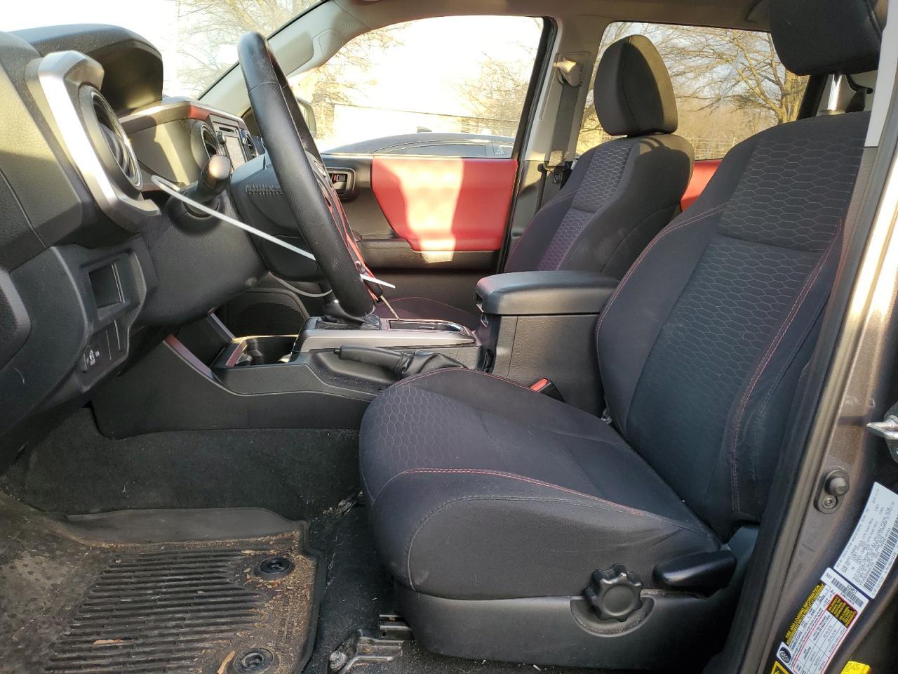 2017 TOYOTA TACOMA DOU - Фото 7