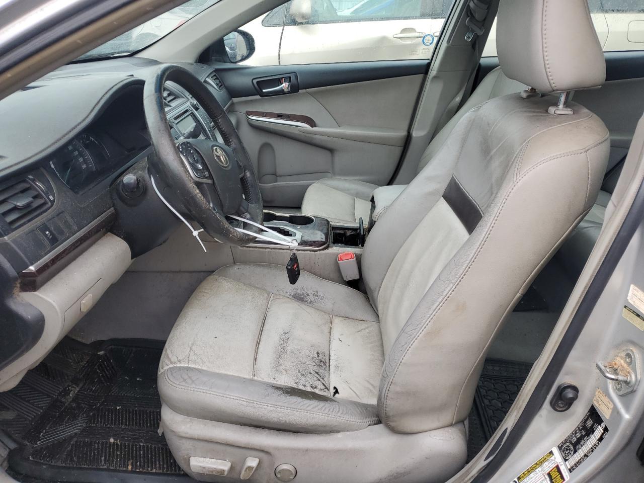 2012 TOYOTA CAMRY XLE - Фото 7