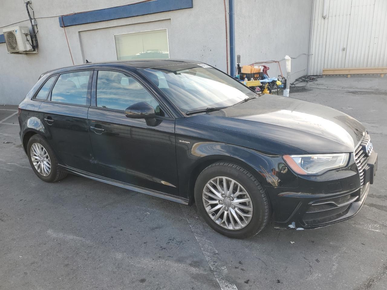 2016 AUDI A3 E-TRON - Image 4