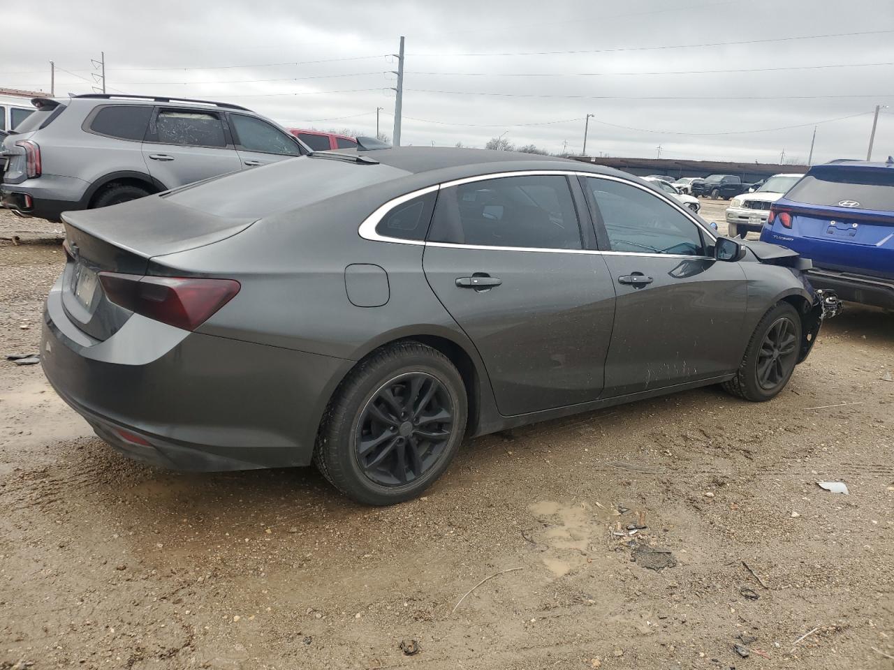 2017 CHEVROLET MALIBU LT - Image 3