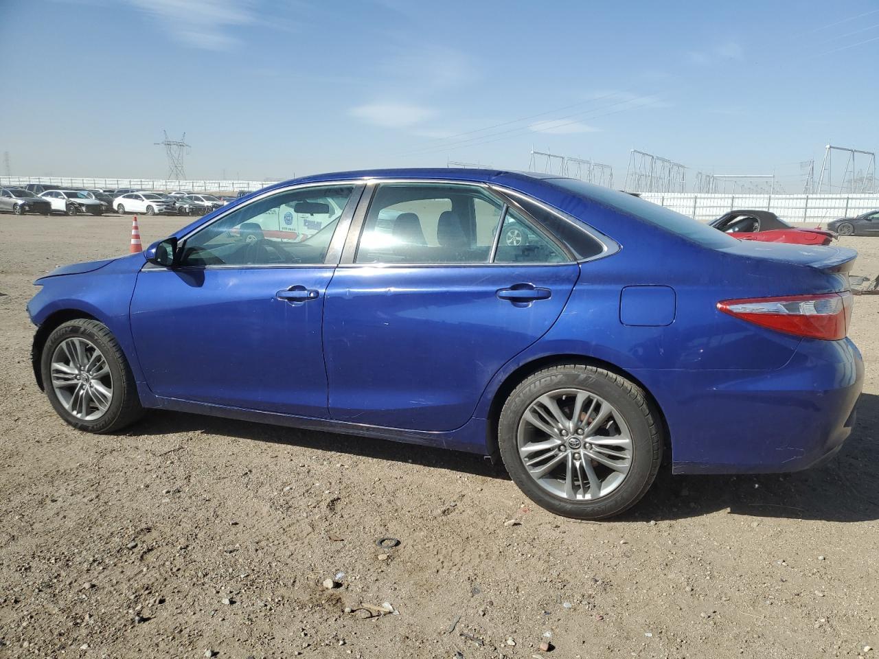 2015 TOYOTA CAMRY LE - Фото 2