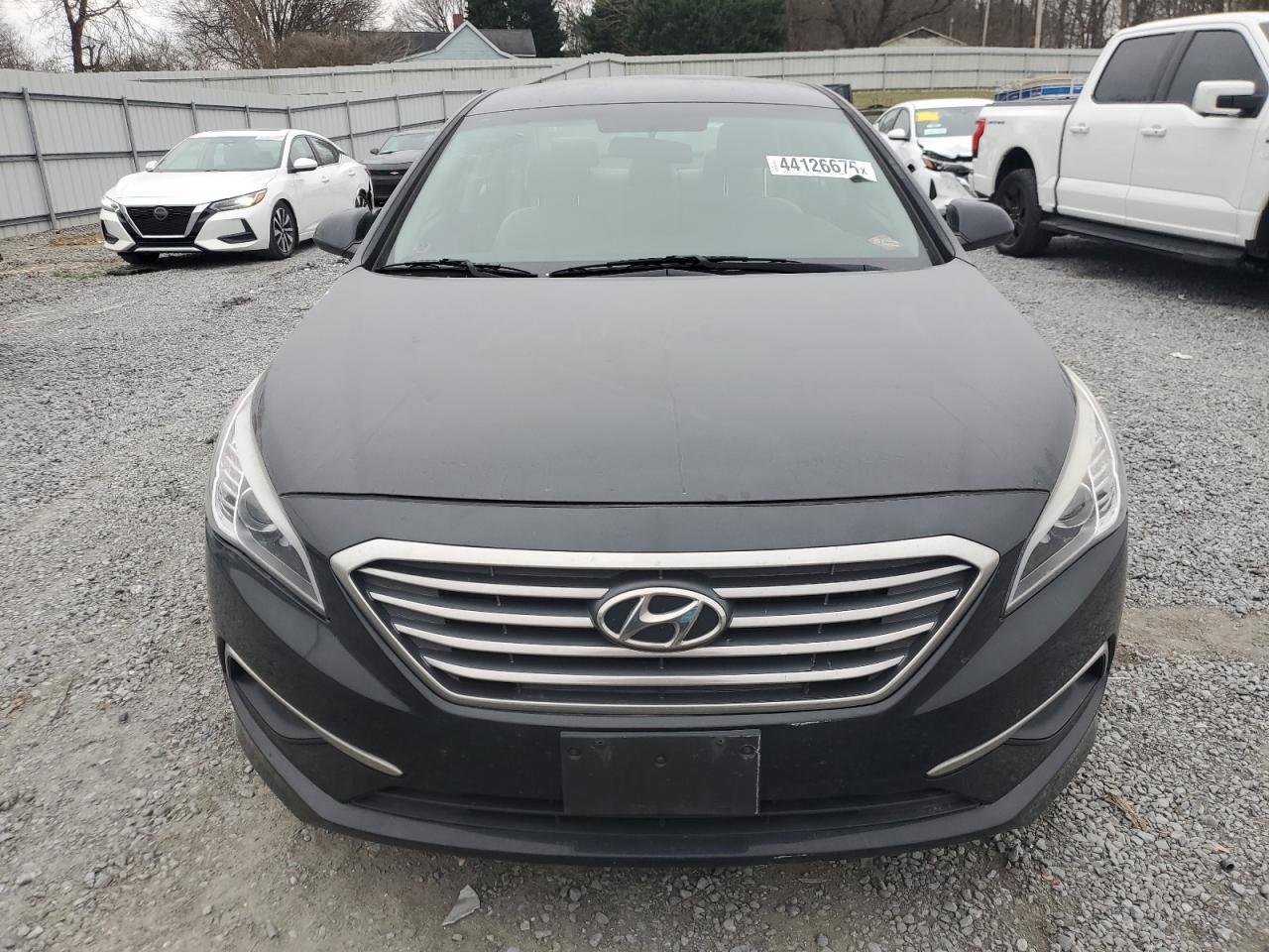 2017 HYUNDAI SONATA SE - Фото 5