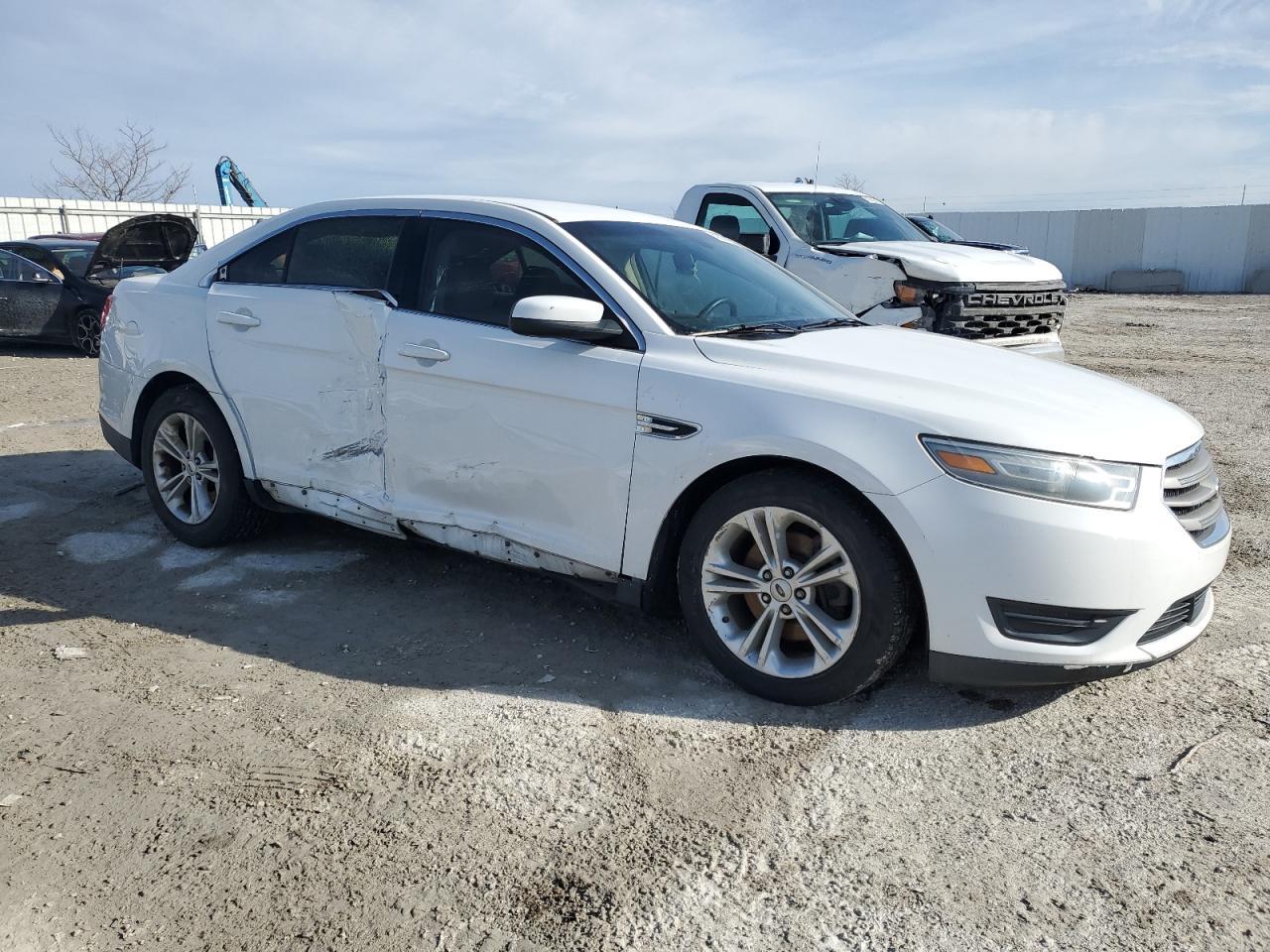 2013 FORD TAURUS SEL - Фото 4