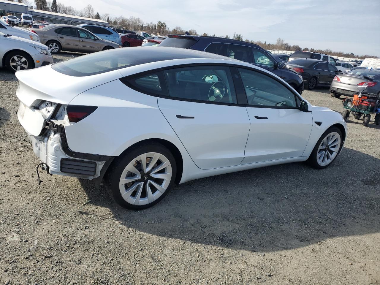 2021 TESLA MODEL 3 - Фото 3