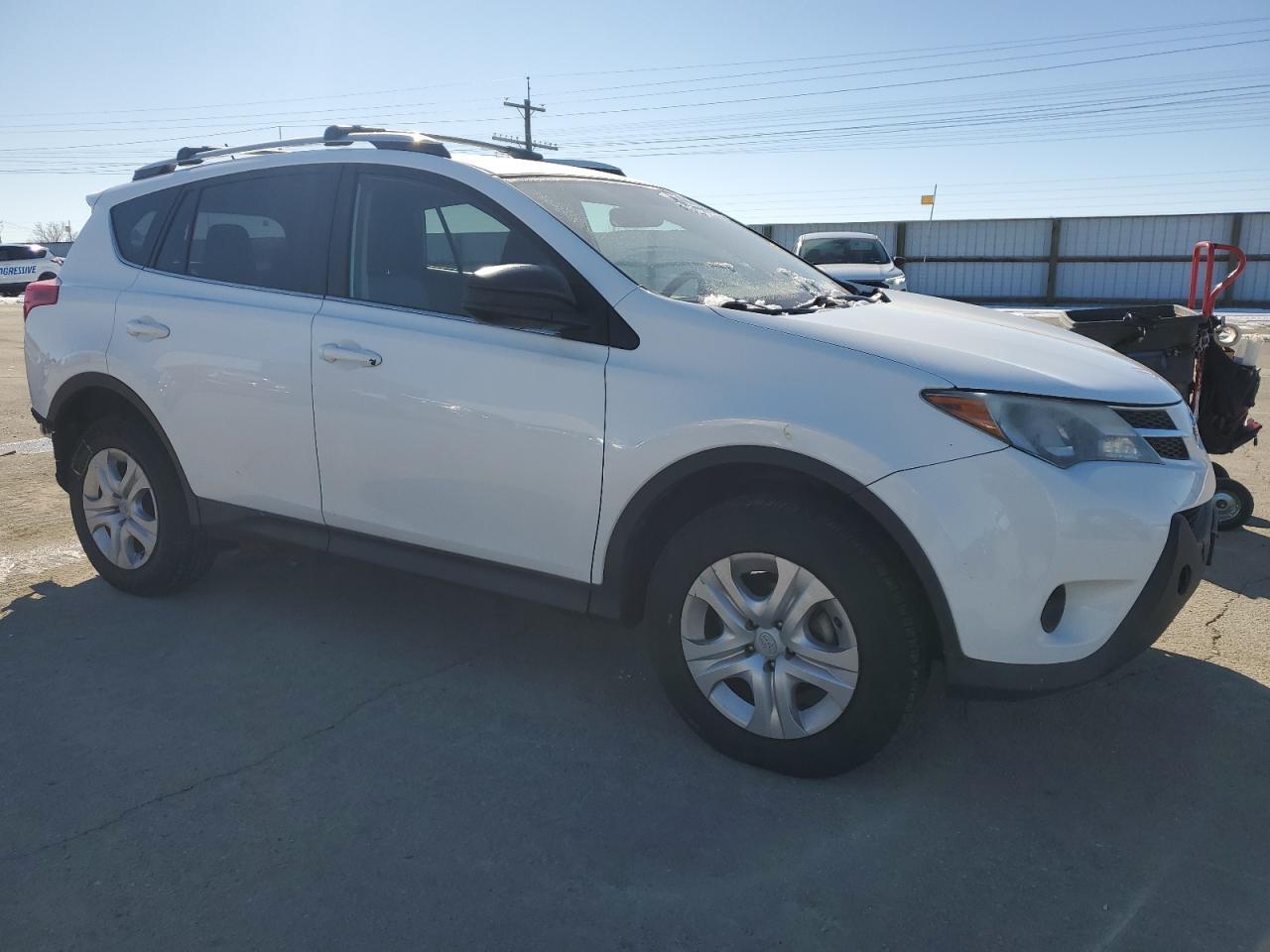 2014 TOYOTA RAV4 LE - Image 4