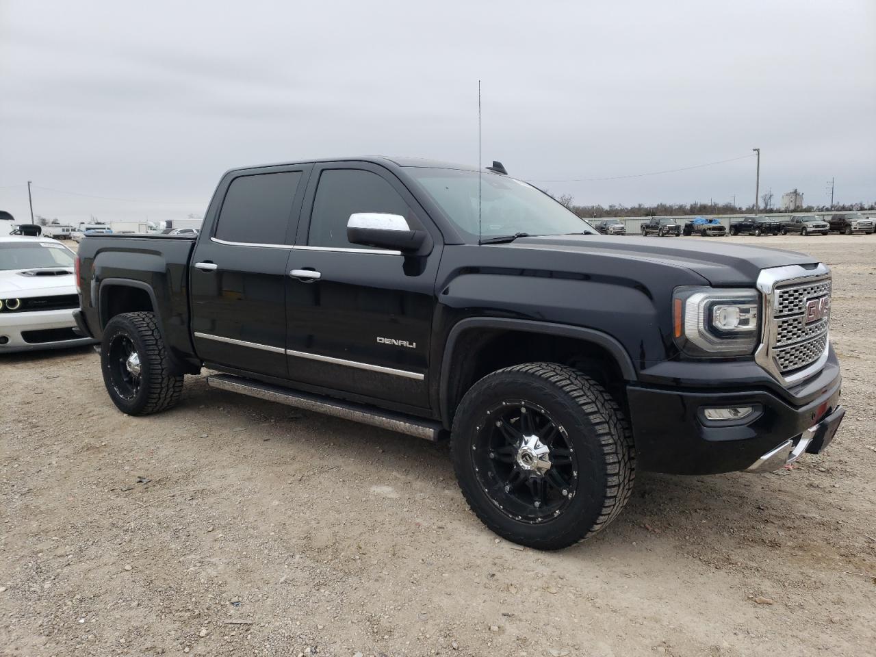 2018 GMC SIERRA K15 - Image 4
