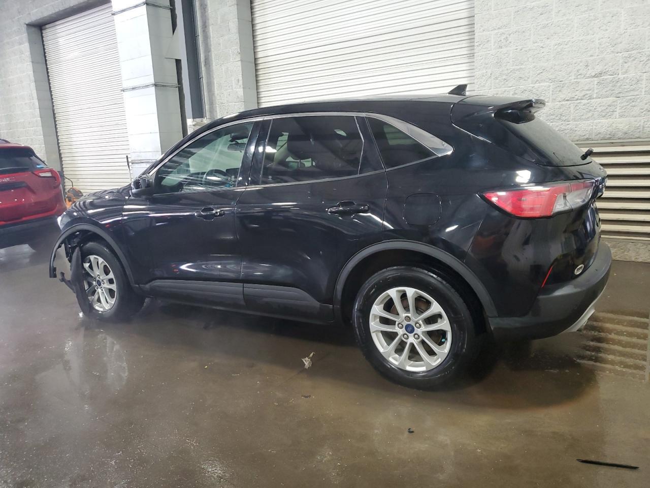2020 FORD ESCAPE SE - Фото 2