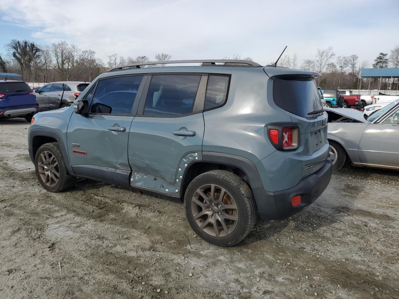 2016 JEEP RENEGADE L - Фото 2