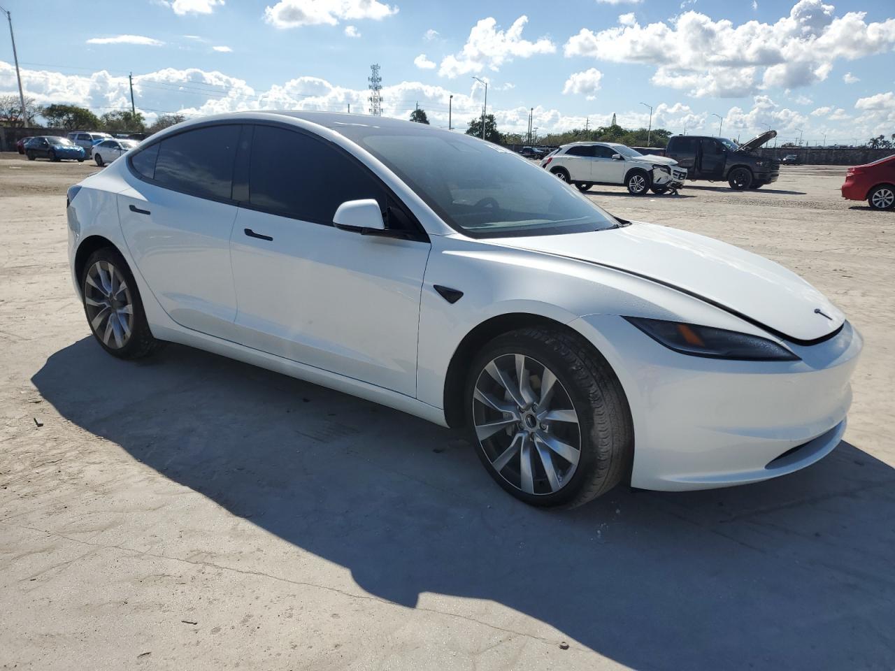 2024 TESLA MODEL 3 - Image 4
