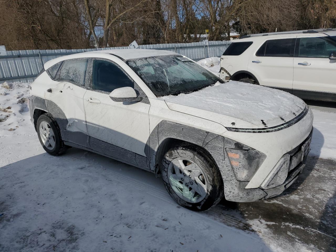 2024 HYUNDAI KONA SE - Фото 4