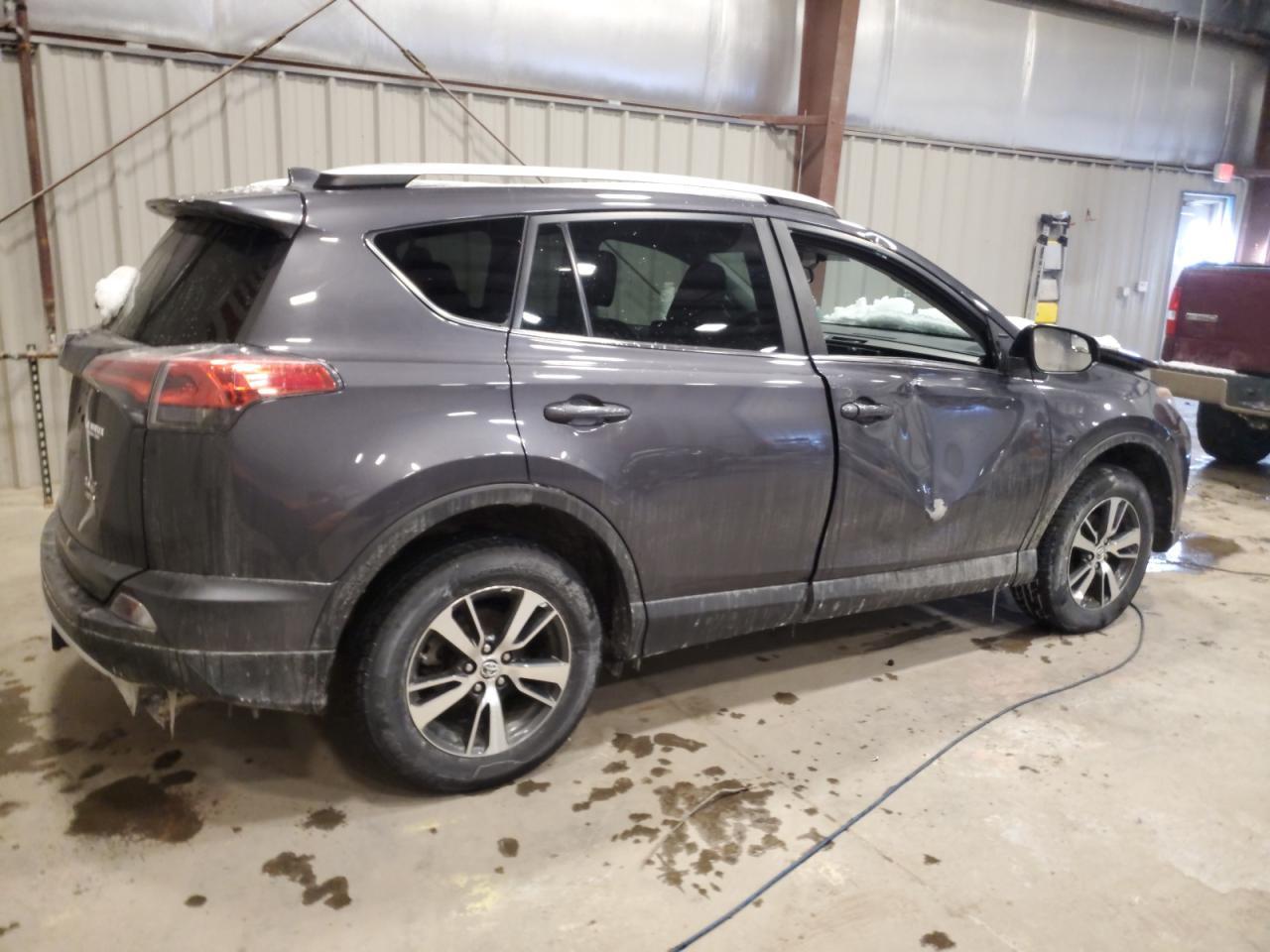 2016 TOYOTA RAV4 XLE - Image 3