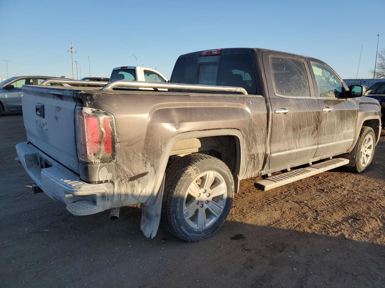 2016 GMC SIERRA K15 - Image 3