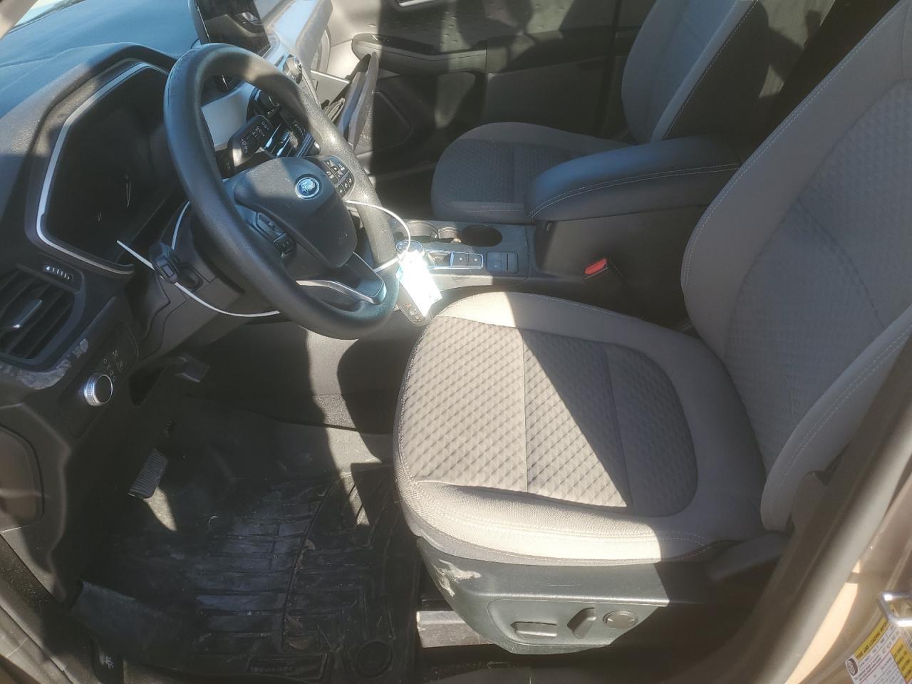 2020 FORD ESCAPE SE - Image 7