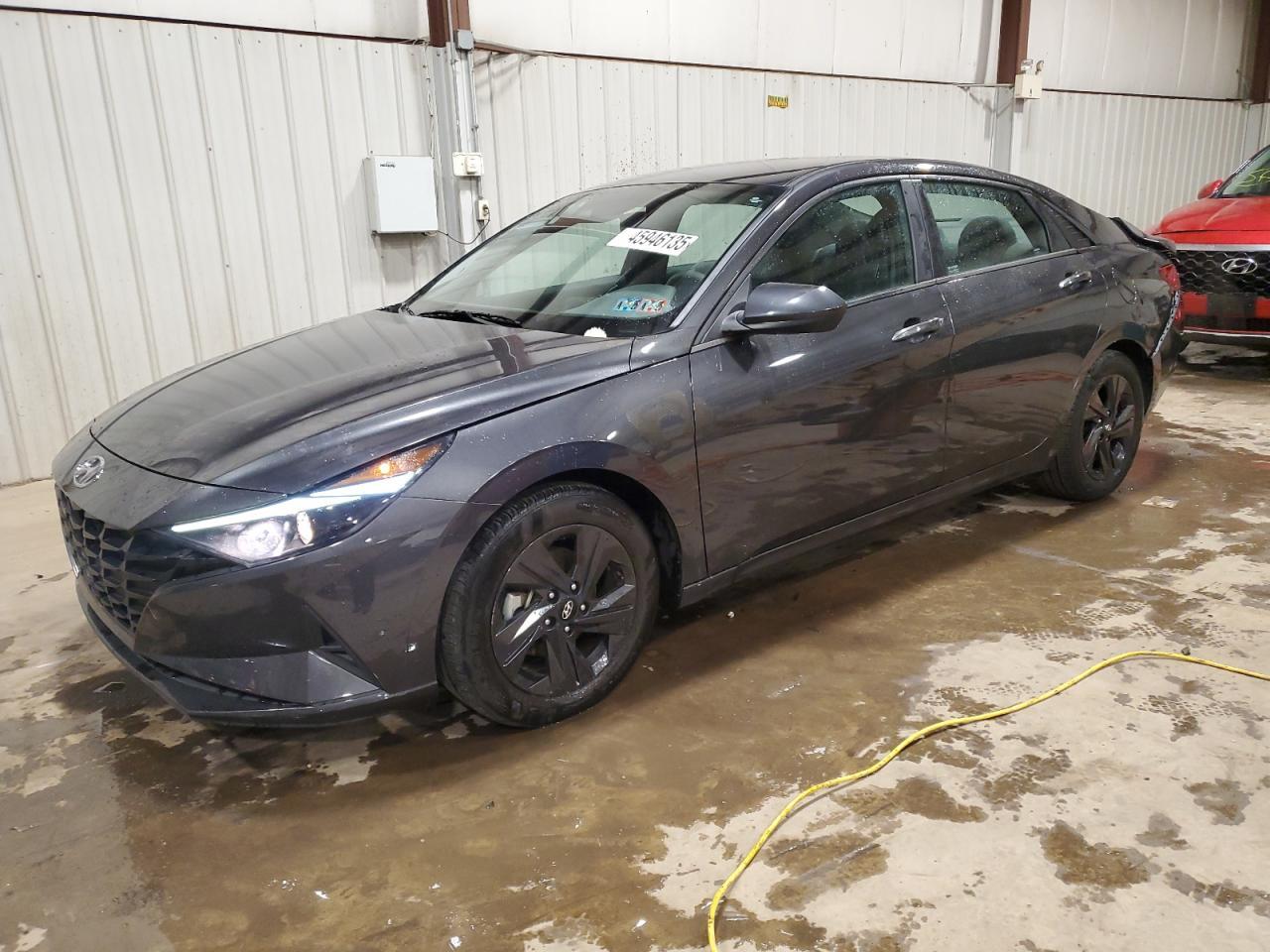 2022 HYUNDAI ELANTRA SE