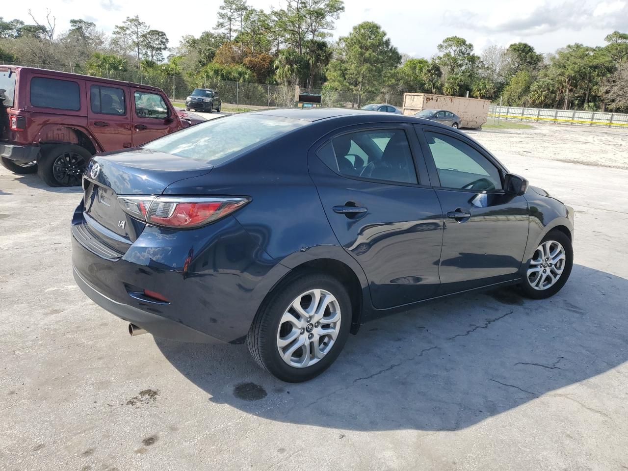 2017 TOYOTA YARIS IA - Image 3