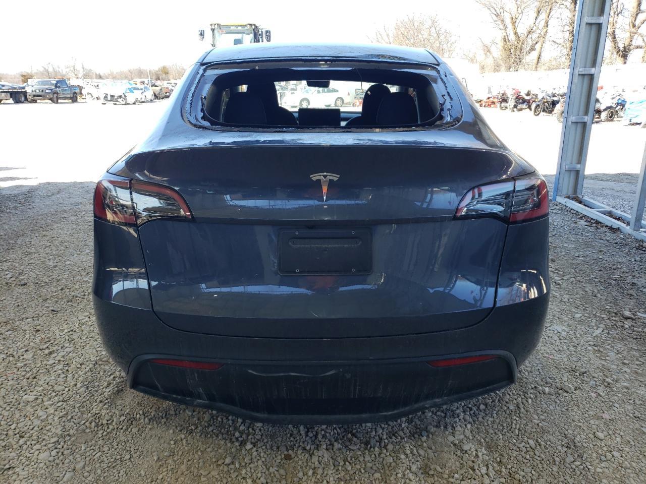 2023 TESLA MODEL Y - Фото 6