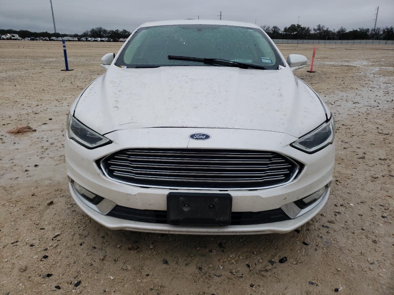 2017 FORD FUSION SE - Image 5