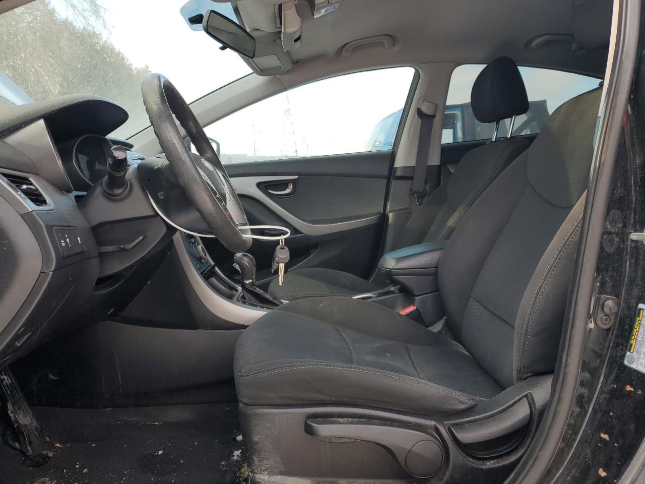 2015 HYUNDAI ELANTRA SE - Image 7