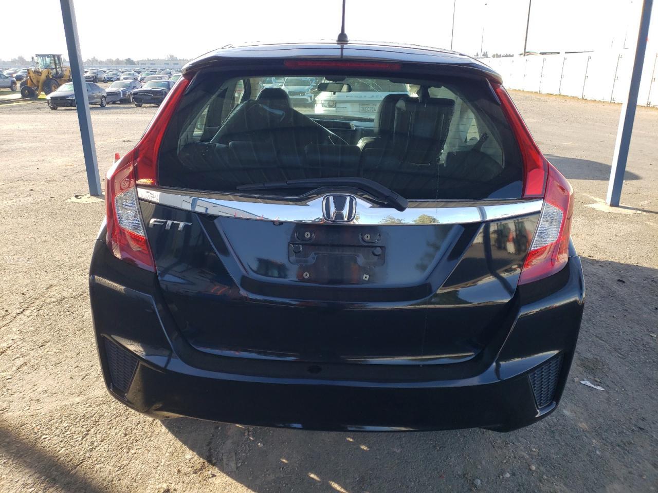 2015 HONDA FIT EX - Image 6
