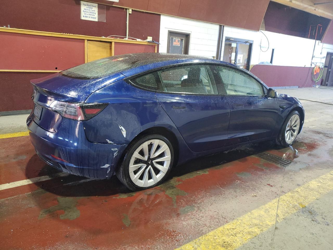 2022 TESLA MODEL 3 - Image 3