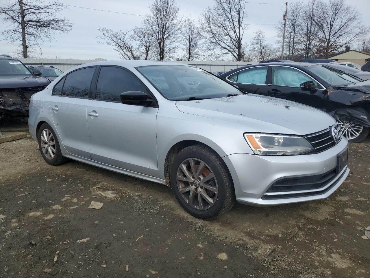 2016 VOLKSWAGEN JETTA SE - Image 4