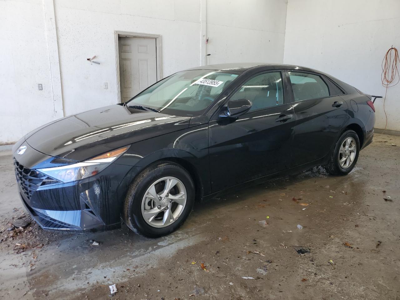 2023 HYUNDAI ELANTRA SE