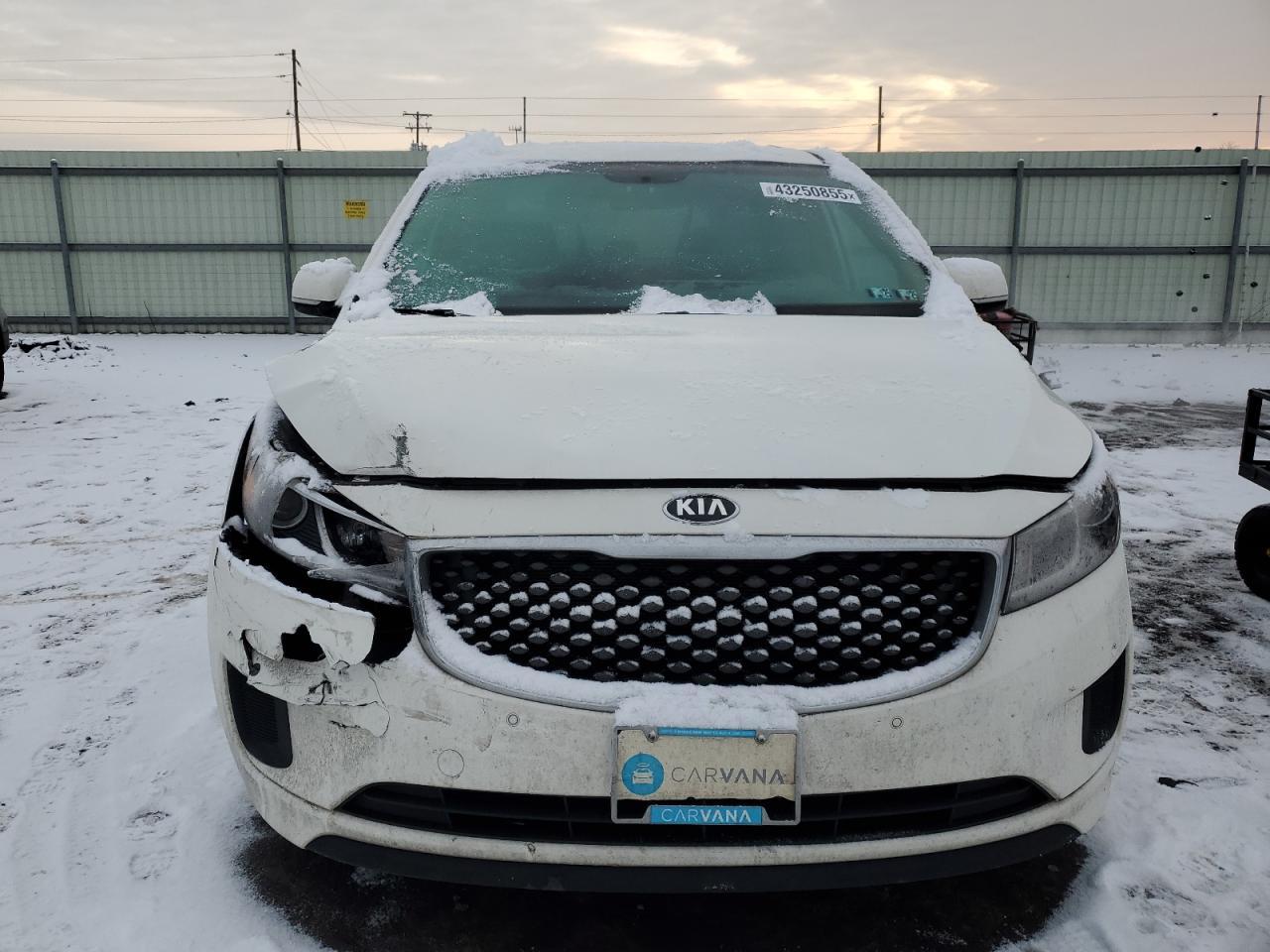 2016 KIA SEDONA LX - Фото 5
